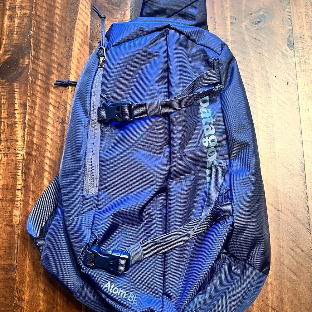 Patagonia Atom Sling Bag